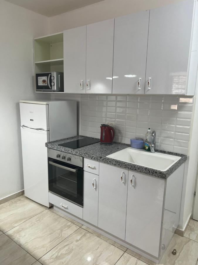Apartments4You Dinara Bat Yam Exteriör bild