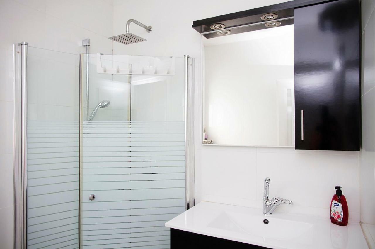 Apartments4You Dinara Bat Yam Exteriör bild